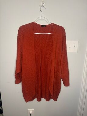 HEIMISH USA Textured Open-Front Cardigan in Rust Orange